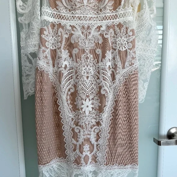 NWT, Bronx & Banco Barocco Swiss Gown - Picture 5 of 12